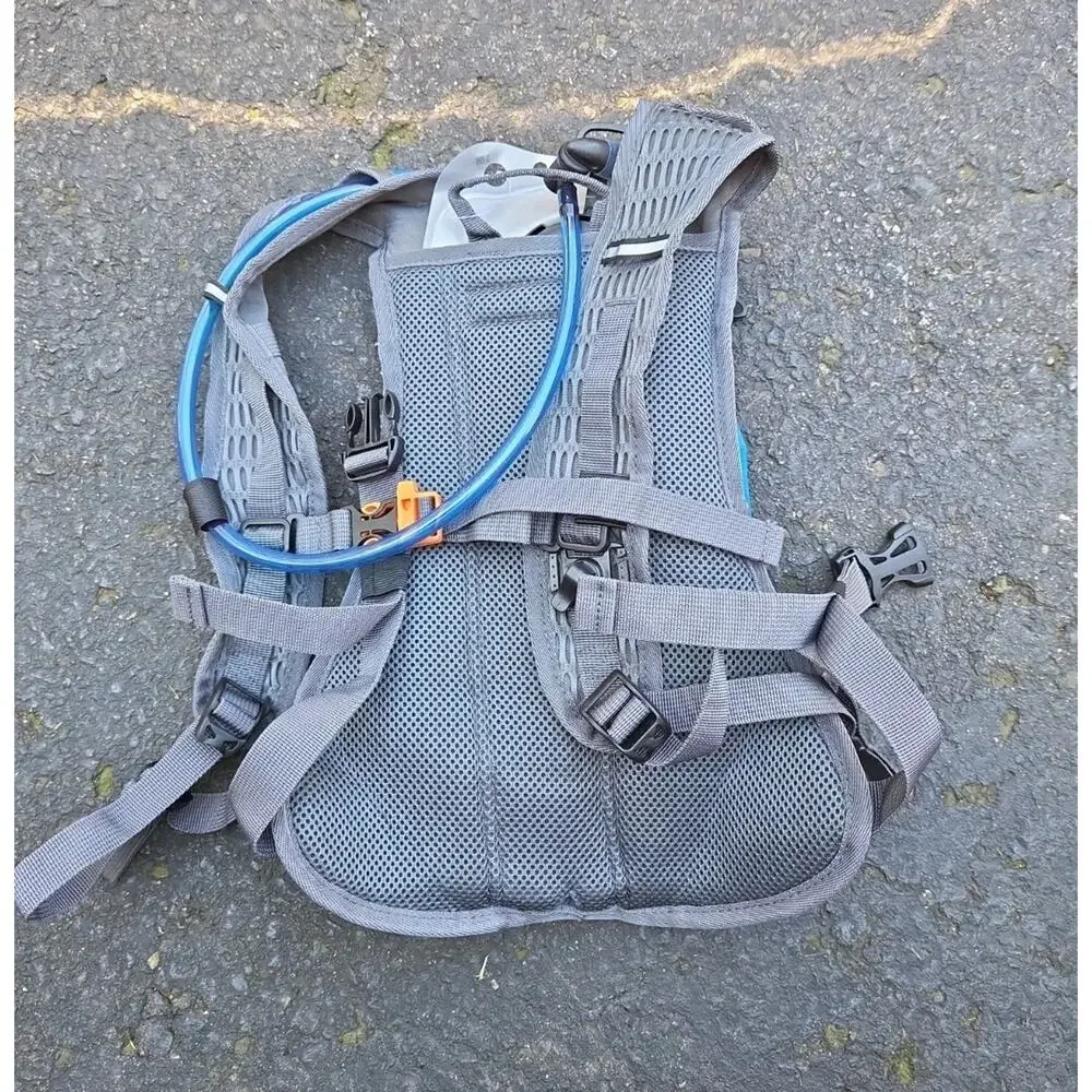 Vibrelli Water Hydration Bag/Backpack 2.0L, W/Adjustable Straps & Cargo Net